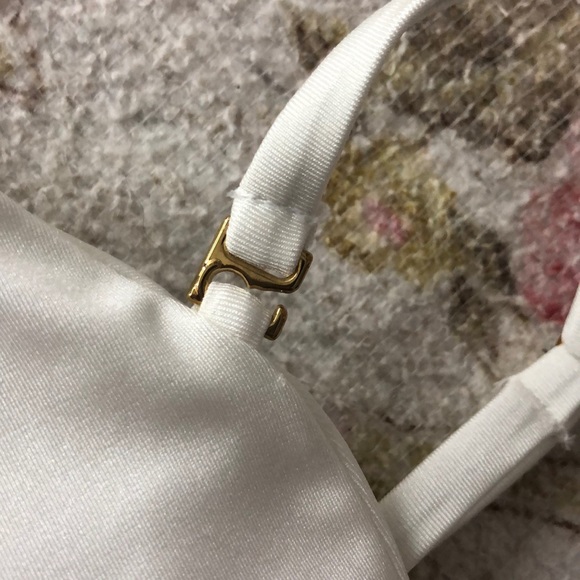 *SOLD* Forever 21 White bikini top - Picture 2 of 5